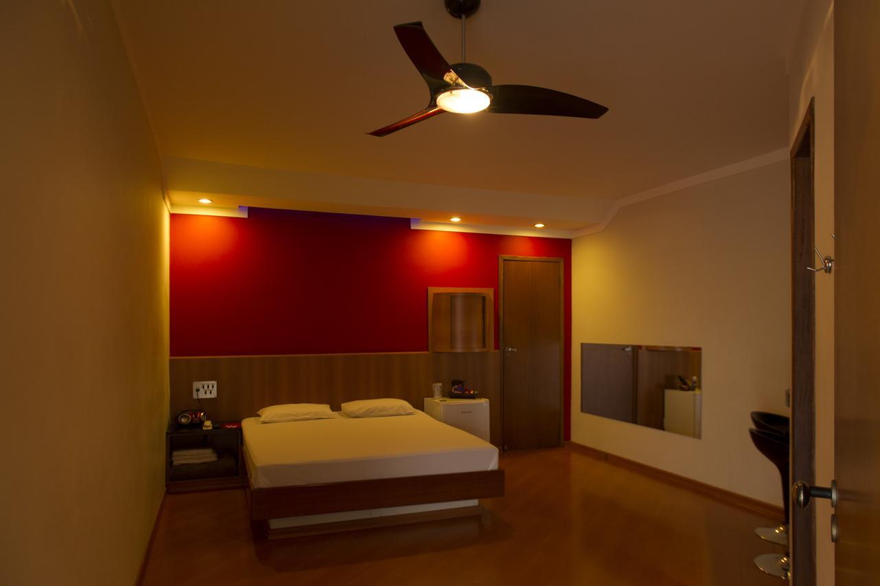 W Motel (Adults Only) Конгоньяс Экстерьер фото